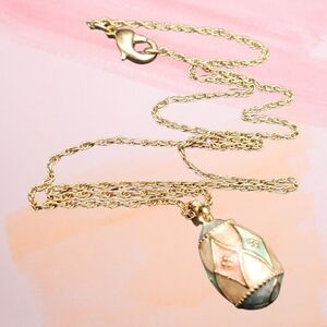 Vintage Avon  Enamel Egg Pendant Necklace